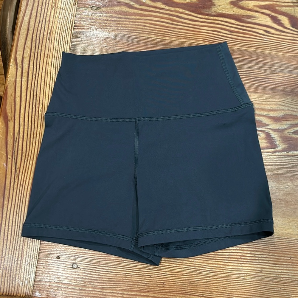 Woman’s Nakedfeel shorts size small from CRZ YOGA 3 inches long.